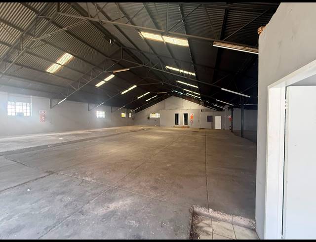 600M² WAREHOUSE TO LET IN ALRODE